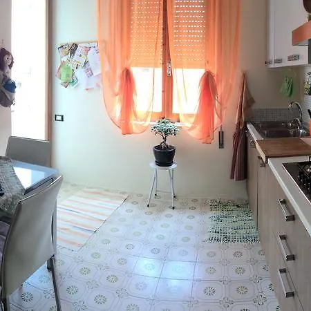 Terry, Camera Vacanze