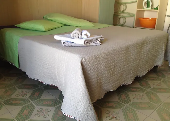 招待所 阿尔盖罗特里-卡梅拉假日旅馆 3*