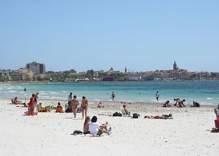 招待所 阿尔盖罗特里-卡梅拉假日旅馆 3*